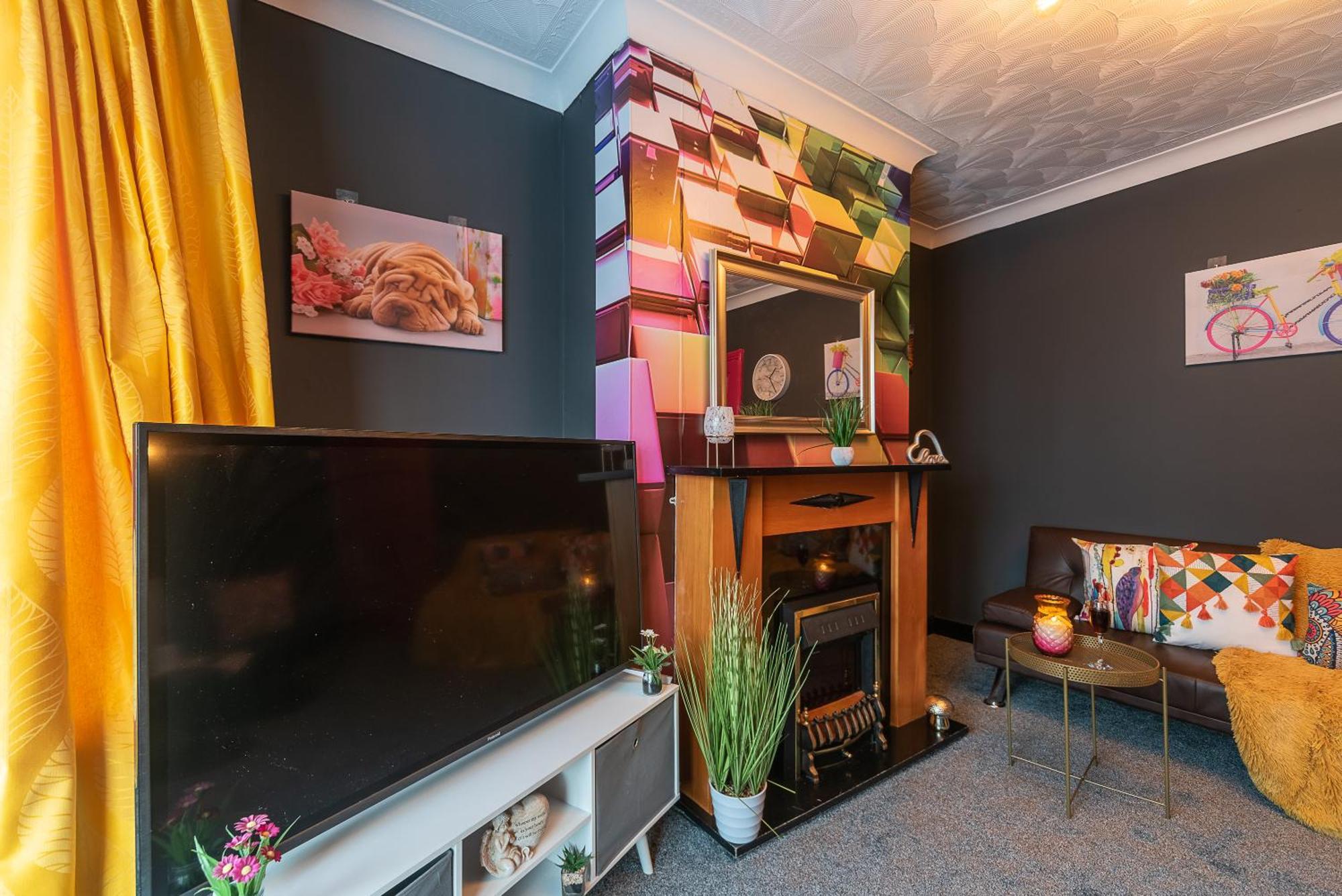 J'S Home Away From Home Fresh 2 Bedroom Garden Parking Kingston upon Hull Exterior photo
